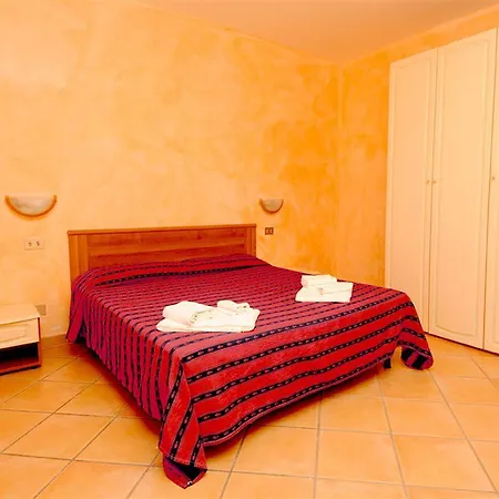 Lejlighedshotel Lu Lamoni Costa Nord 3*
