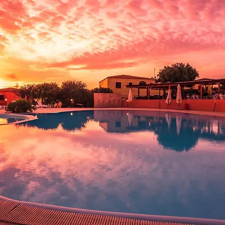 Lu Lamoni Costa Nord Aparthotel
