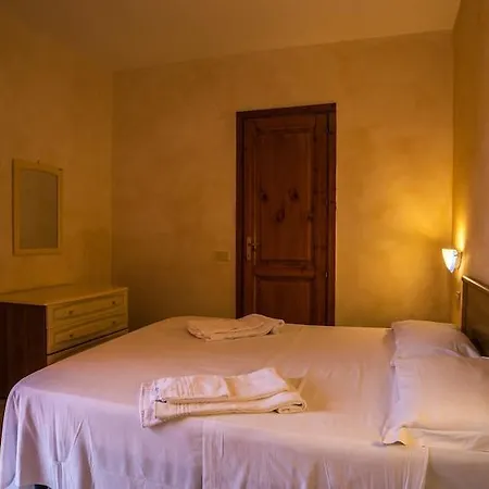 Lu Lamoni Costa Nord Aparthotel Aglientu