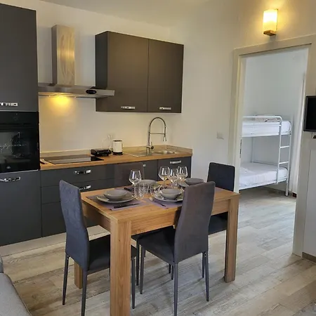 Lu Lamoni Costa Nord Apartmanhotel Aglientu