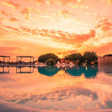 Aparthotel Lu Lamoni Costa Nord Aglientu