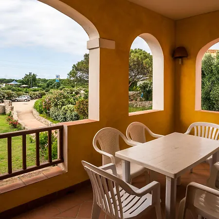 Aparthotel Lu Lamoni Costa Nord 3*