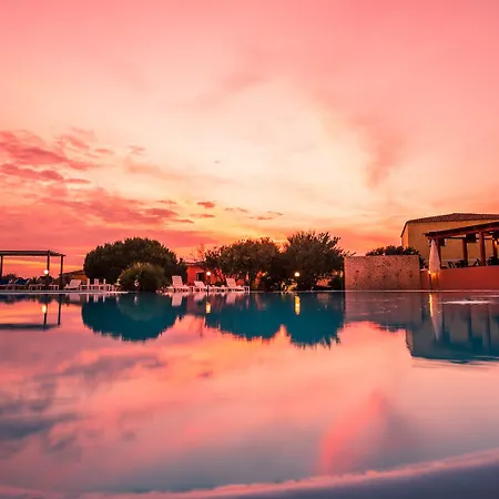 Lu Lamoni Costa Nord Aparthotel