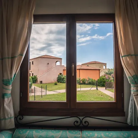 Lu Lamoni Costa Nord Aparthotel