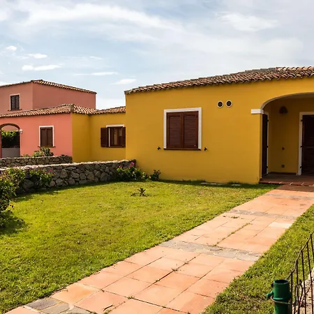 Aparthotel Lu Lamoni Costa Nord Aglientu