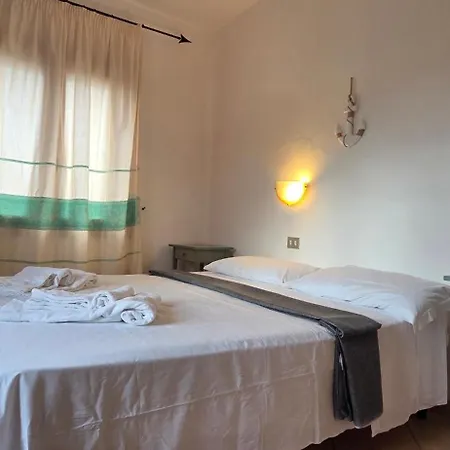 Aparthotel Lu Lamoni Costa Nord 3*