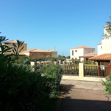 Aparthotel Lu Lamoni Costa Nord 3*