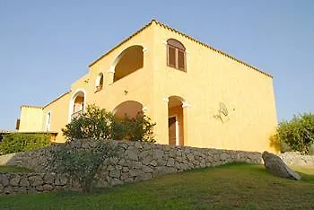 Lu Lamoni Costa Nord Lägenhetshotell