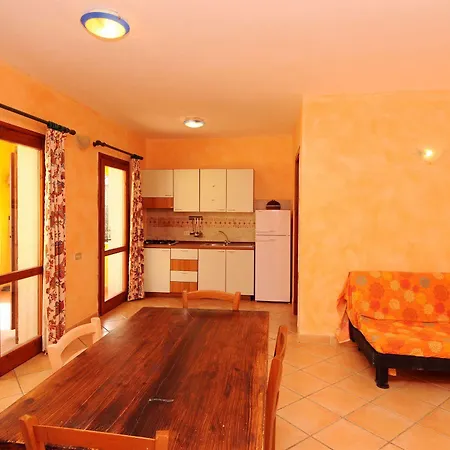 Lu Lamoni Costa Nord Aparthotel Aglientu