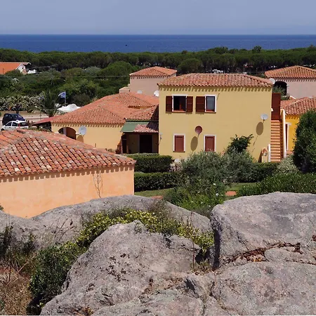 Aparthotel Lu Lamoni Costa Nord 3*