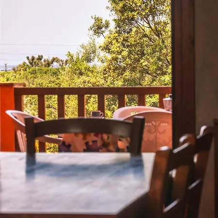 Lu Lamoni Costa Nord Aparthotel 3*