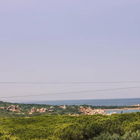 Lu Lamoni Costa Nord Aparthotel 3*