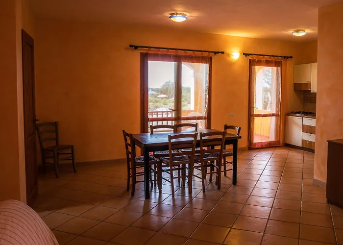 公寓式酒店 Lu Lamoni Costa Nord