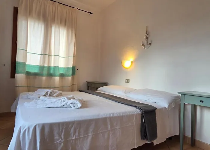 公寓式酒店 Lu Lamoni Costa Nord 3*