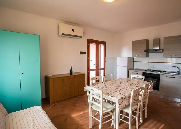 Lu Lamoni Costa Nord Aparthotel